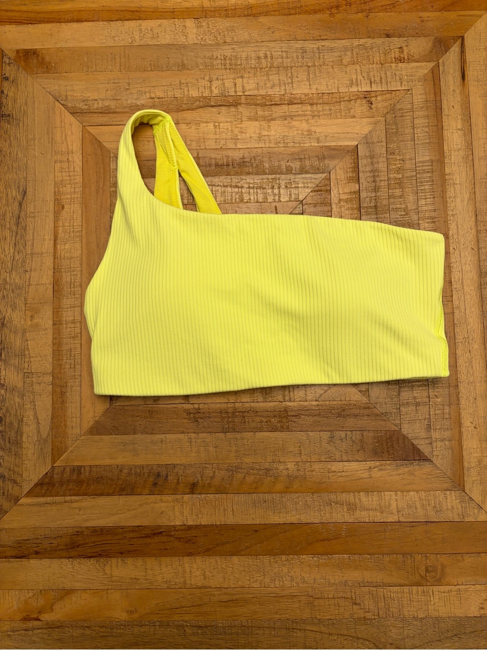 lululemon athletica One-Shoulder Ribbed Sports Bra in Neon Yellow
